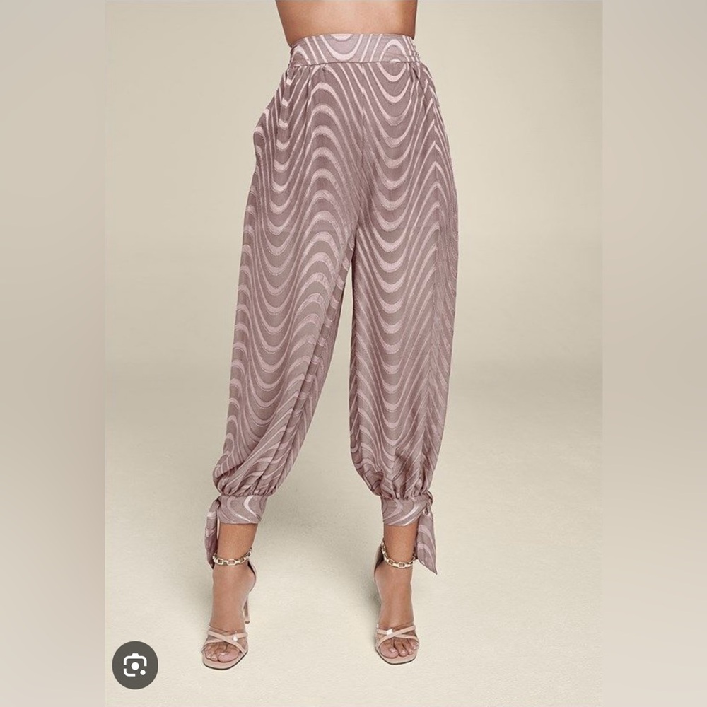 VENUS CHIFFON JOGGER PANTS